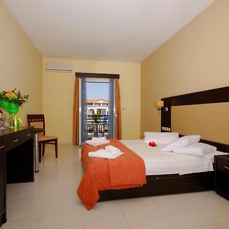 Hotel Denny'S Inn Alimos Pokoj fotografie